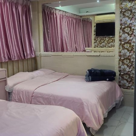 Longwin Hostel Hong Kong Bagian luar foto