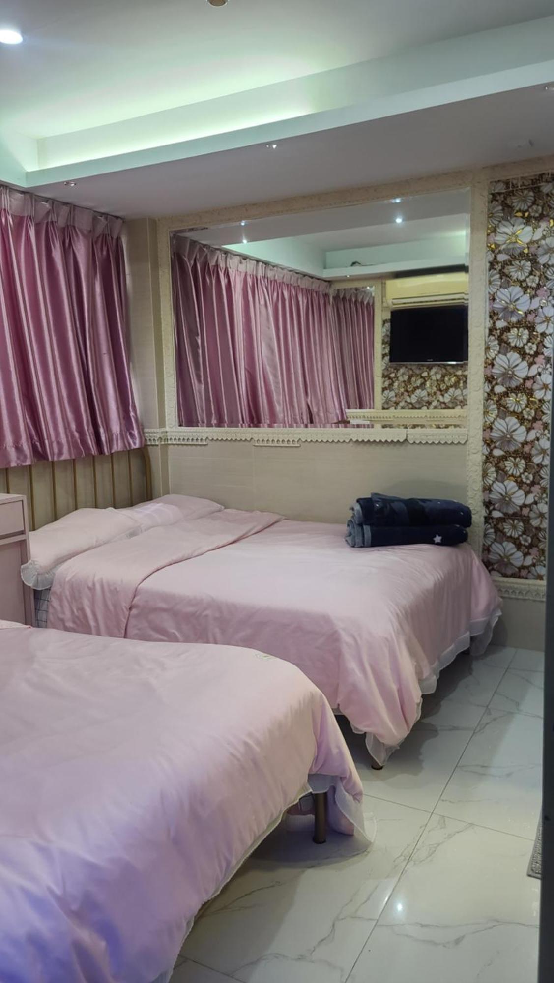 Longwin Hostel Hong Kong Bagian luar foto