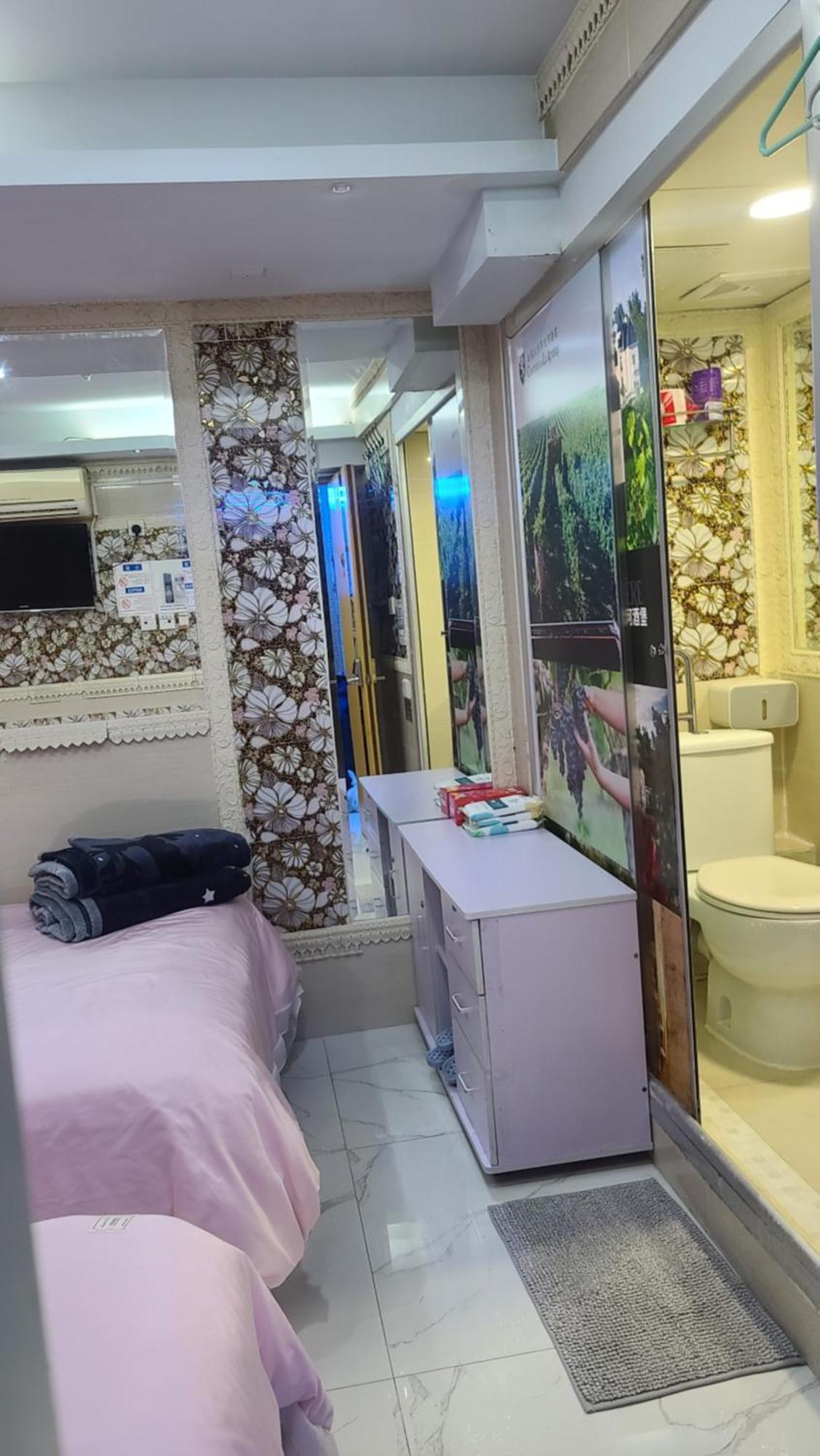 Longwin Hostel Hong Kong Bagian luar foto