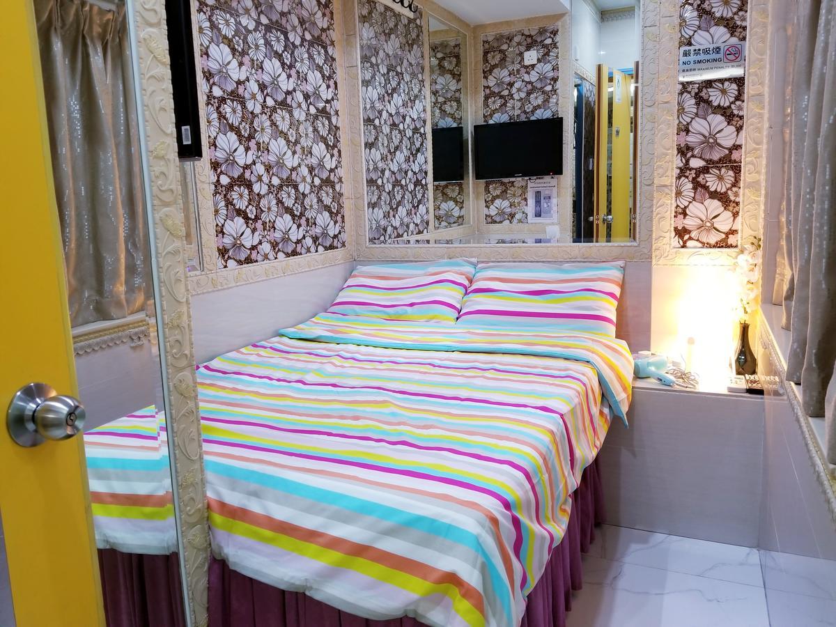 Longwin Hostel Hong Kong Bagian luar foto