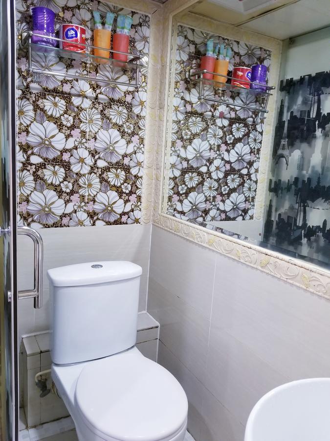 Longwin Hostel Hong Kong Bagian luar foto